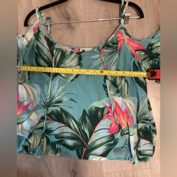 Show Me Your Mumu Kauai Lola Cold Shoulder Top S - Picture 6 of 6